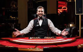 Studio permainan dealer langsung Allbet dengan meja profesional dan dealer berpengalaman